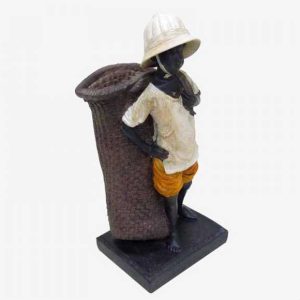 Figura Africana Chico Cesto Espalda